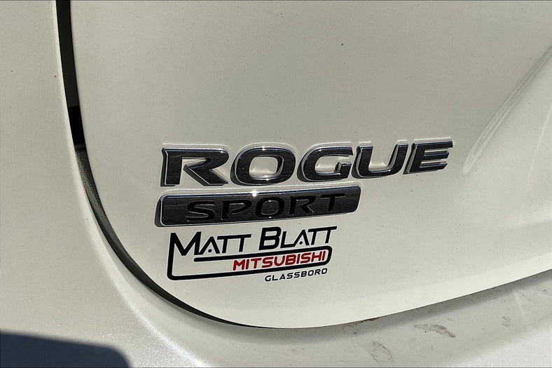 2021 Nissan Rogue Sport SL in Egg Harbor Township, NJ - Matt Blatt Auto Group