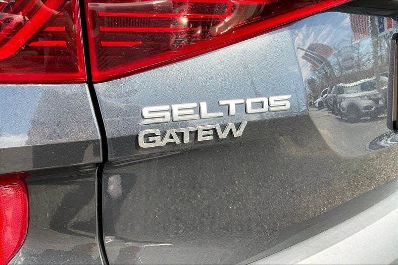2022 Kia Seltos SX in Egg Harbor Township, NJ - Matt Blatt Auto Group