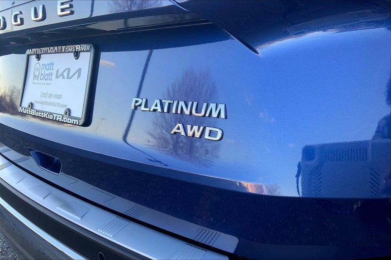 2021 Nissan Rogue Platinum in Egg Harbor Township, NJ - Matt Blatt Auto Group