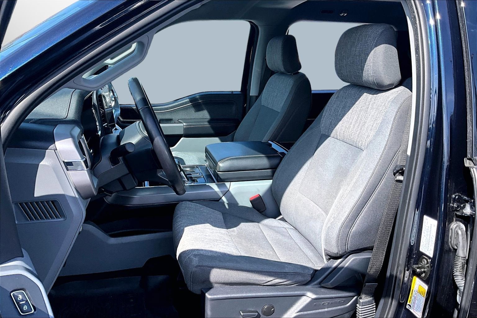 2022 Ford F-150 Lightning XLT