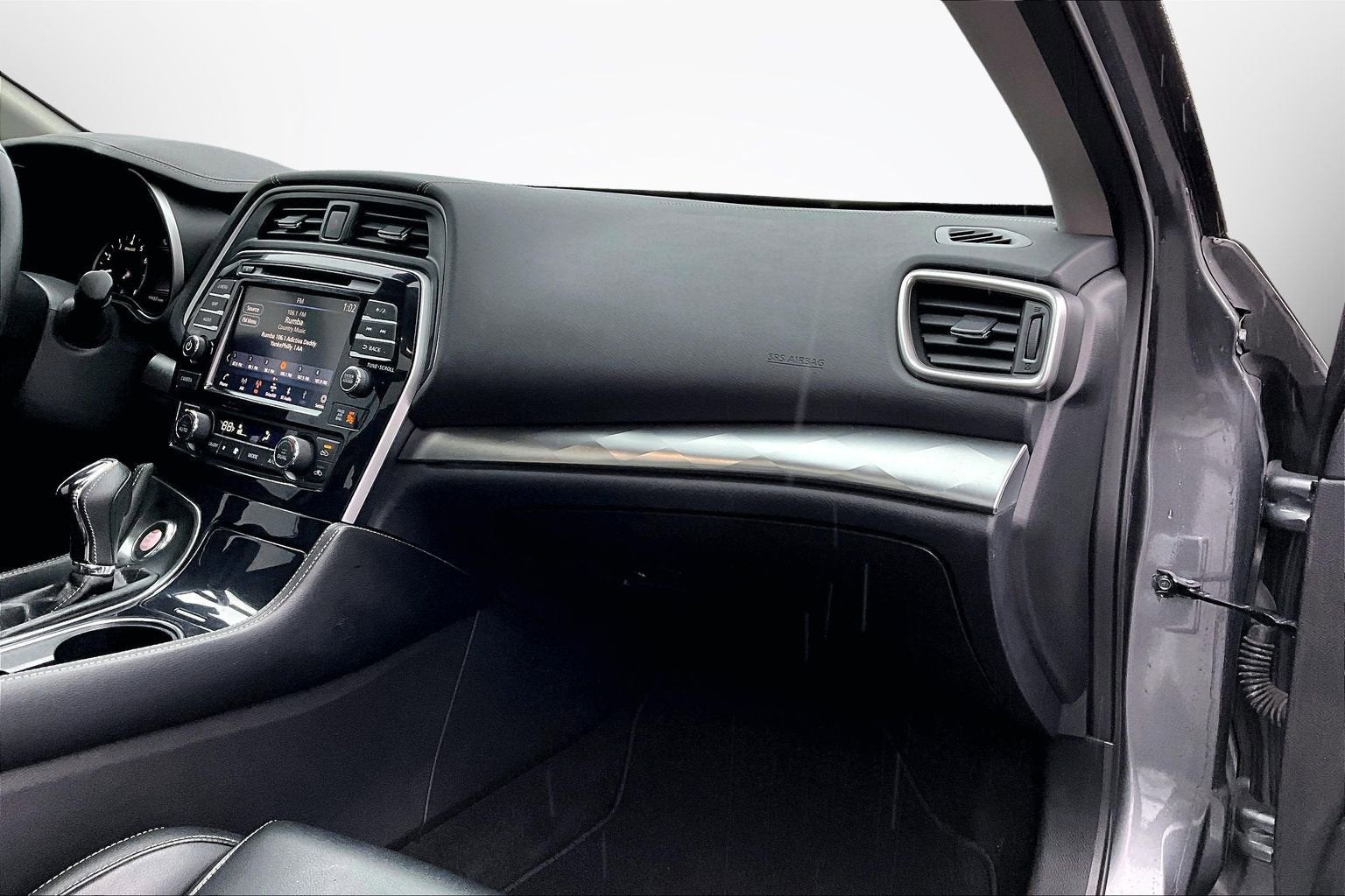 2023 Nissan Maxima SV