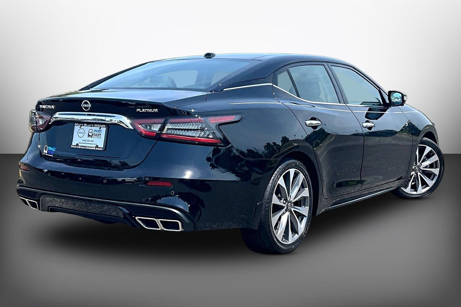 2023 Nissan Maxima Platinum