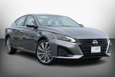 2025 Nissan Altima SL