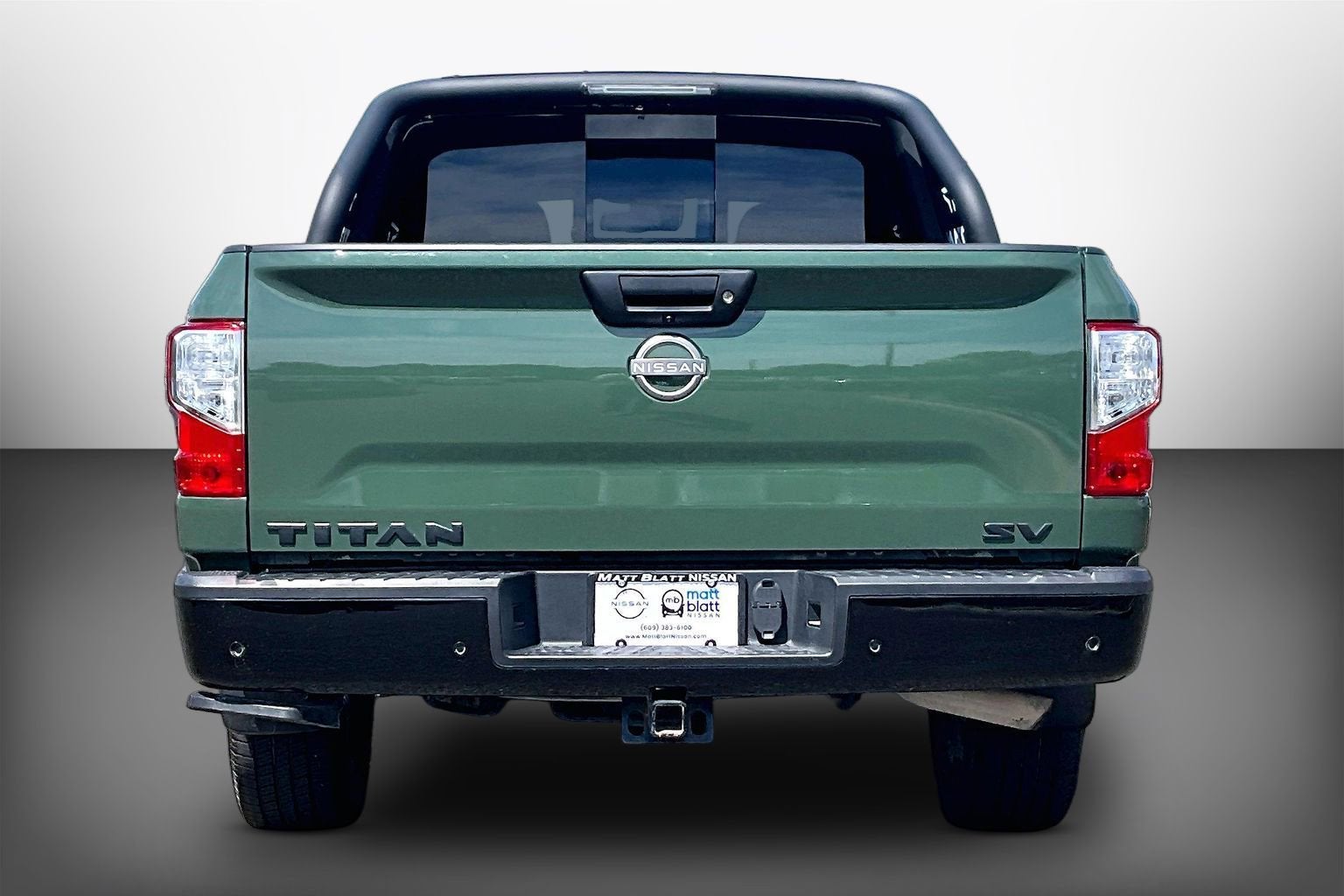 2024 Nissan Titan SV