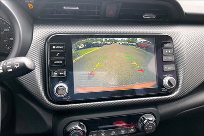 2022 Nissan Kicks SV