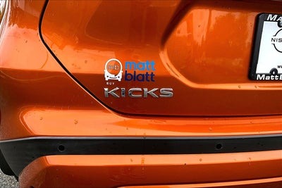 2022 Nissan Kicks SV