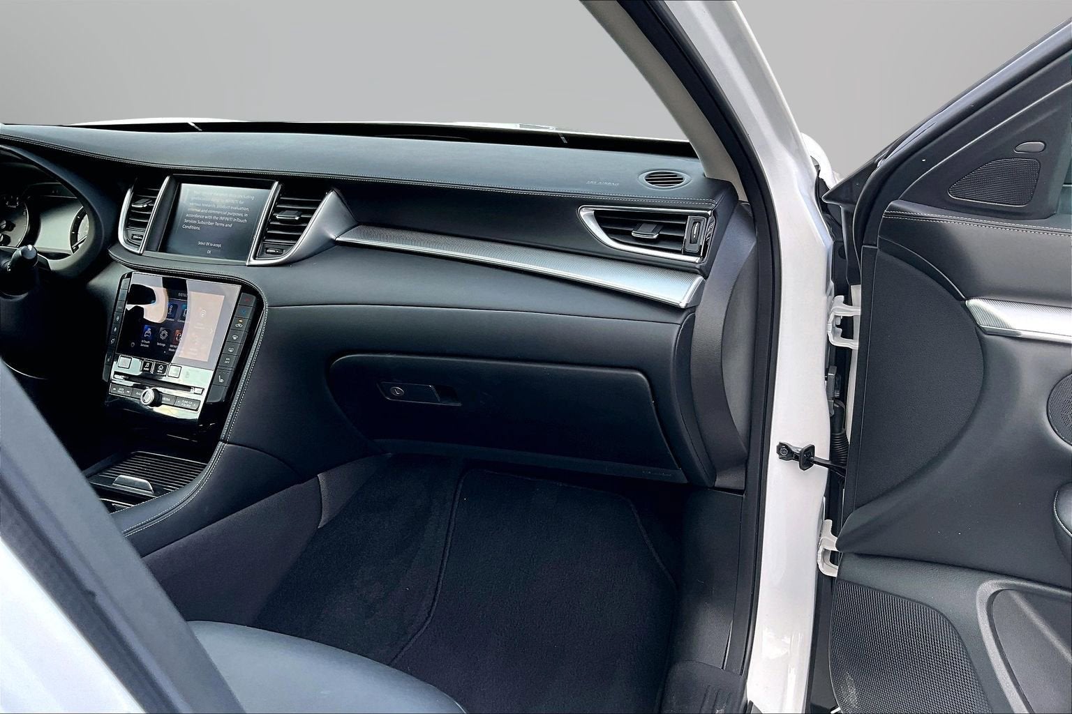 2021 INFINITI QX50 LUXE