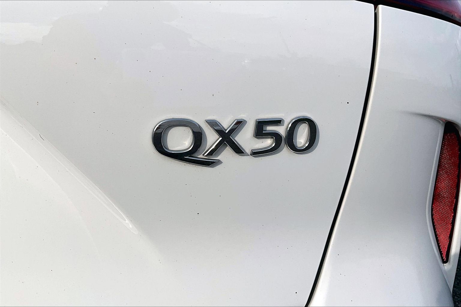 2021 INFINITI QX50 LUXE