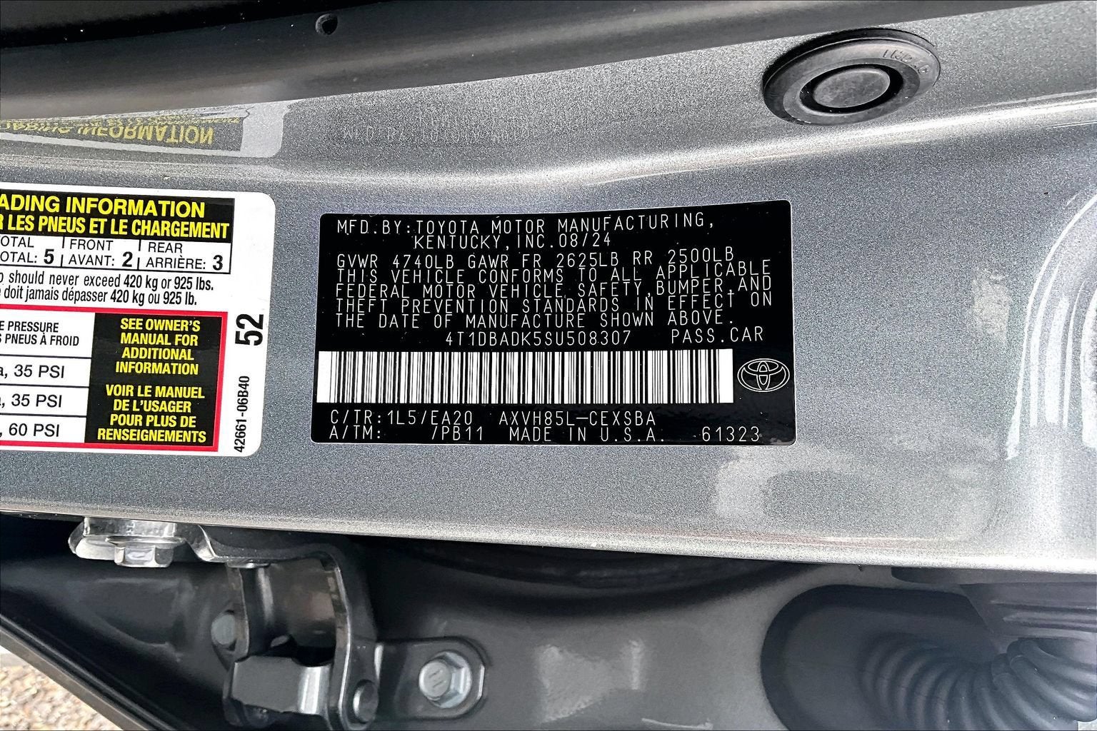 2025 Toyota Camry SE