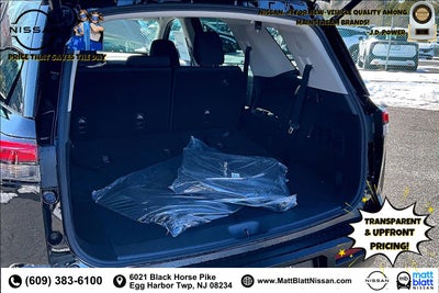 2026 Nissan Pathfinder SV