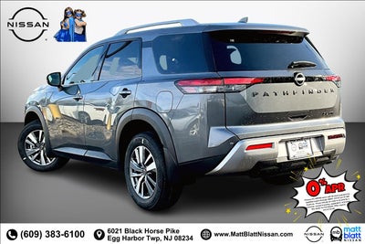 2025 Nissan Pathfinder SL