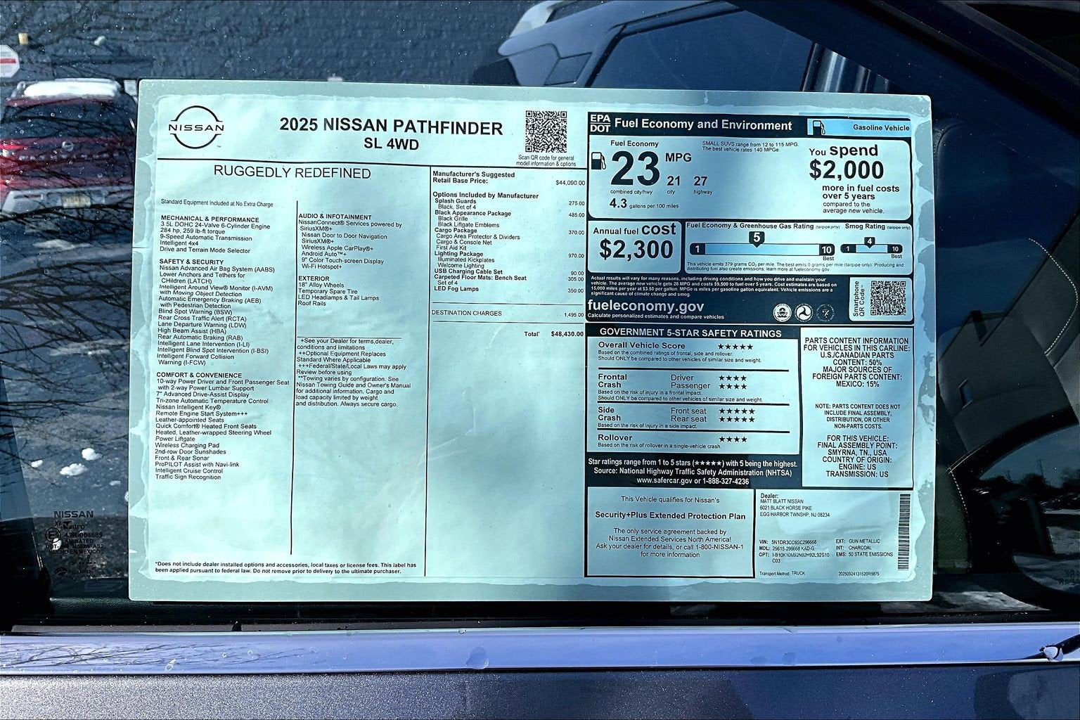 2025 Nissan Pathfinder SL