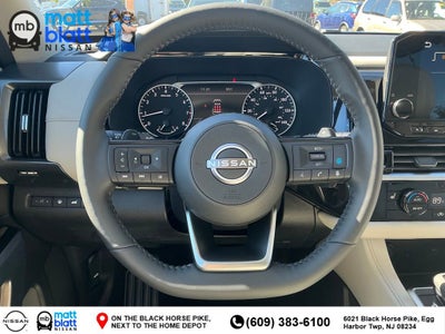 2025 Nissan Pathfinder SL