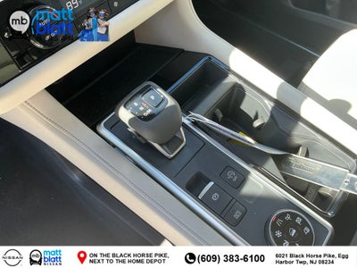 2025 Nissan Pathfinder SL