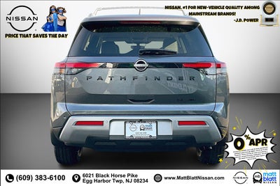 2025 Nissan Pathfinder SL