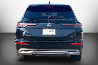 2025 Mitsubishi Outlander SE
