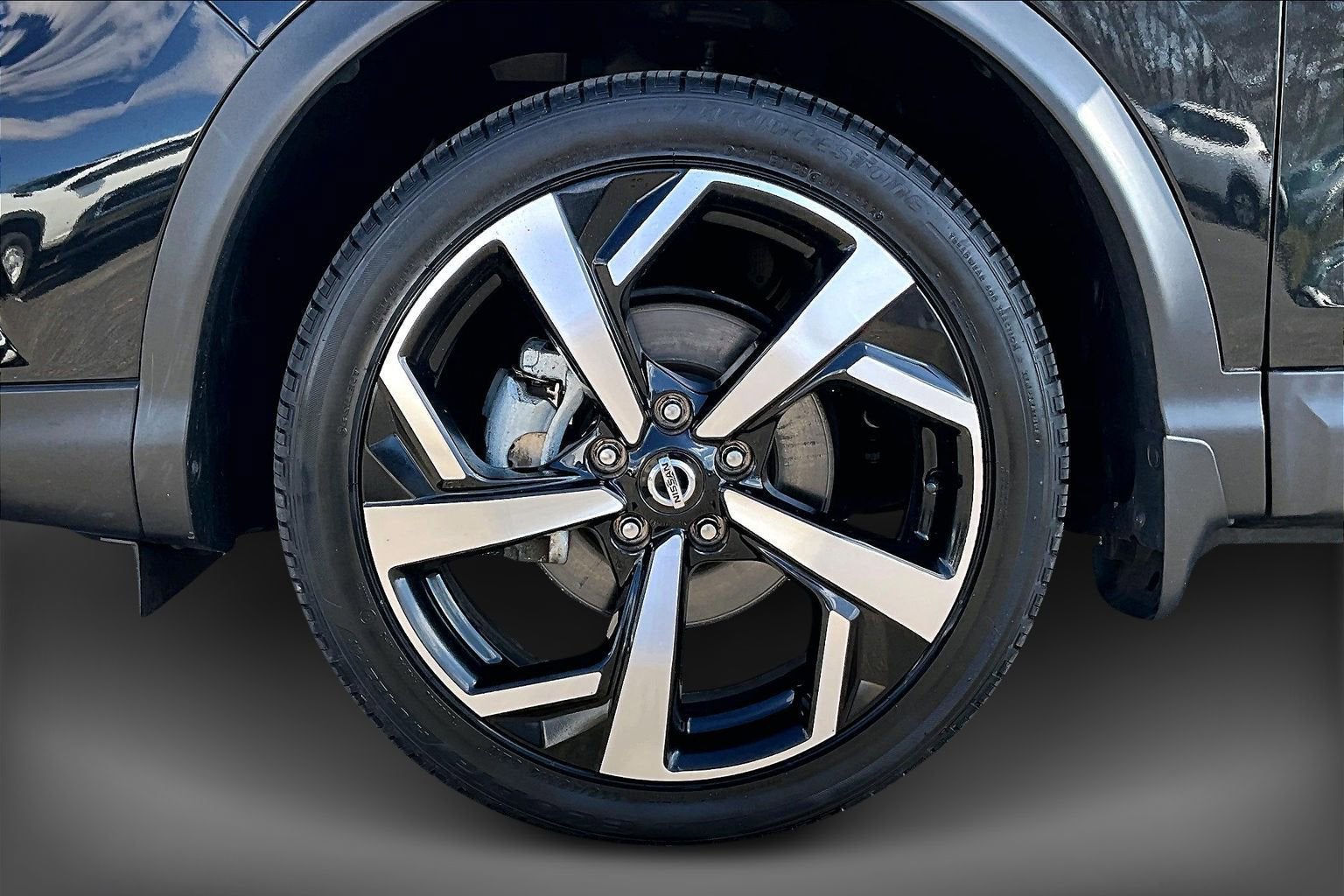 2022 Nissan Rogue Sport SL