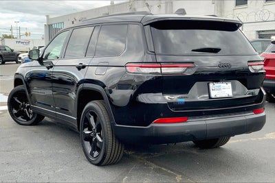2022 Jeep Grand Cherokee L Altitude 4x4