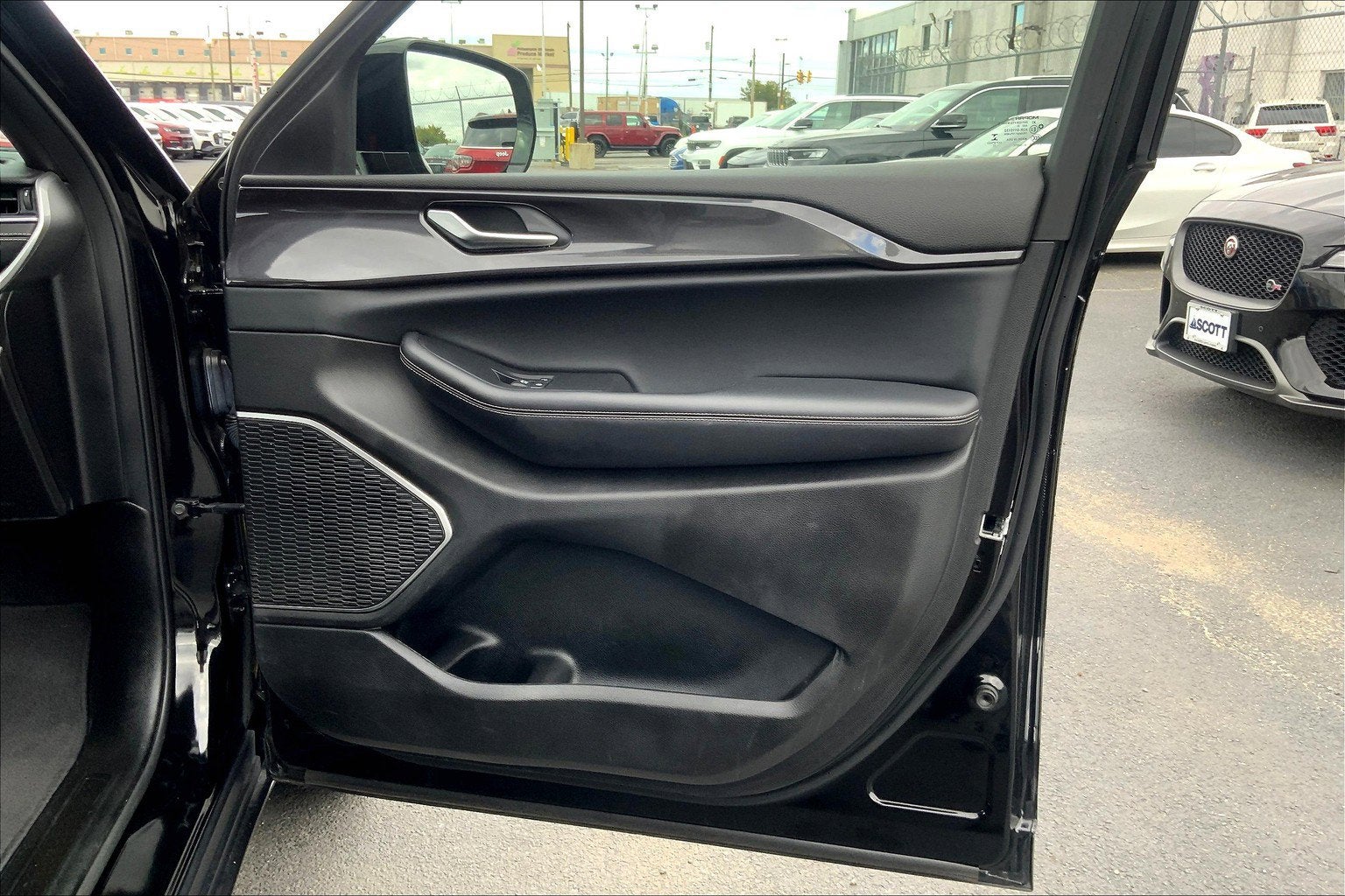 2022 Jeep Grand Cherokee L Altitude 4x4