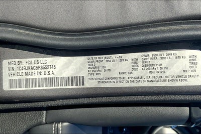 2024 Jeep Grand Cherokee L GRAND CHEROKEE L LAREDO X 4X4