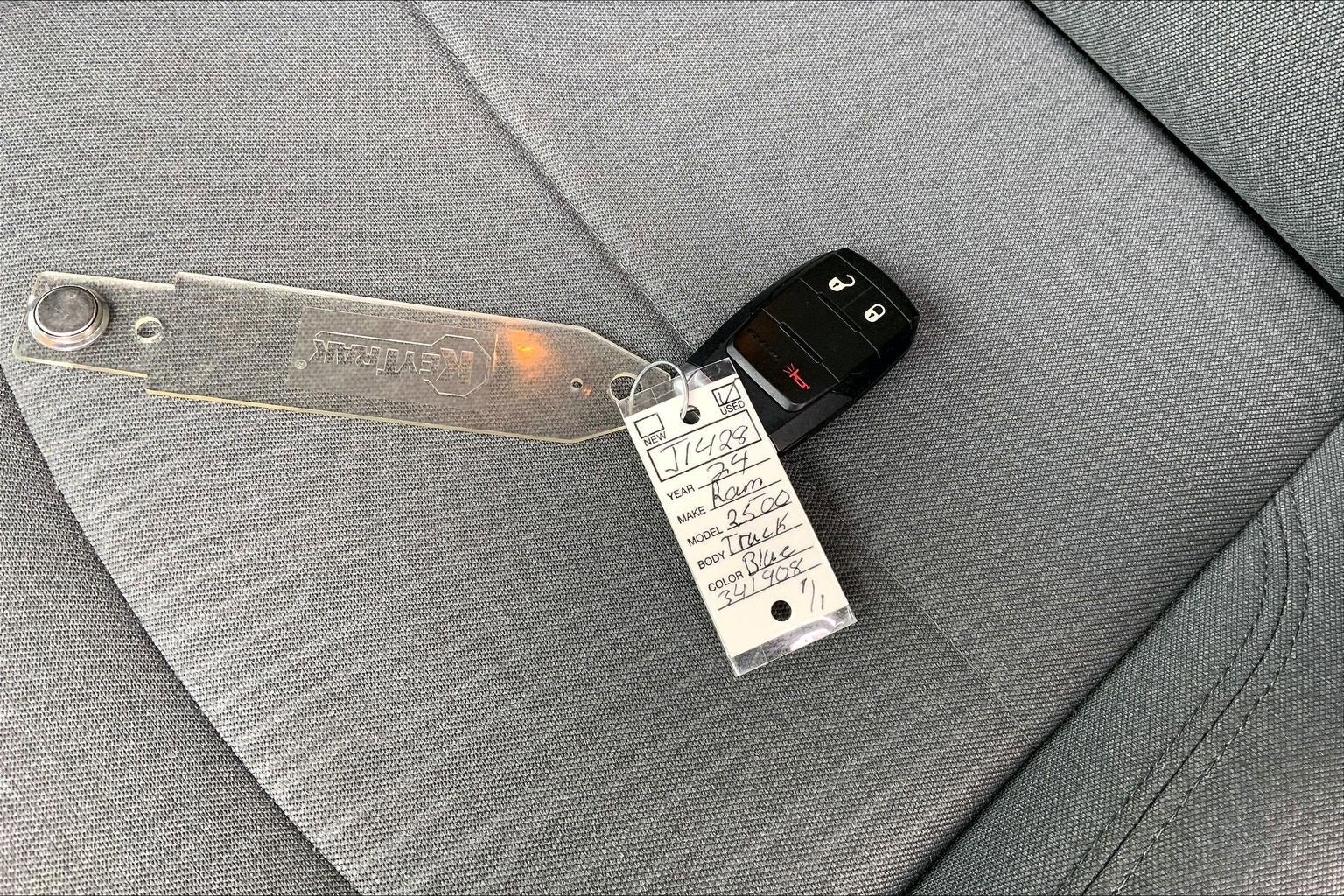 2024 RAM 2500 Big Horn Crew Cab 4x4 6'4' Box