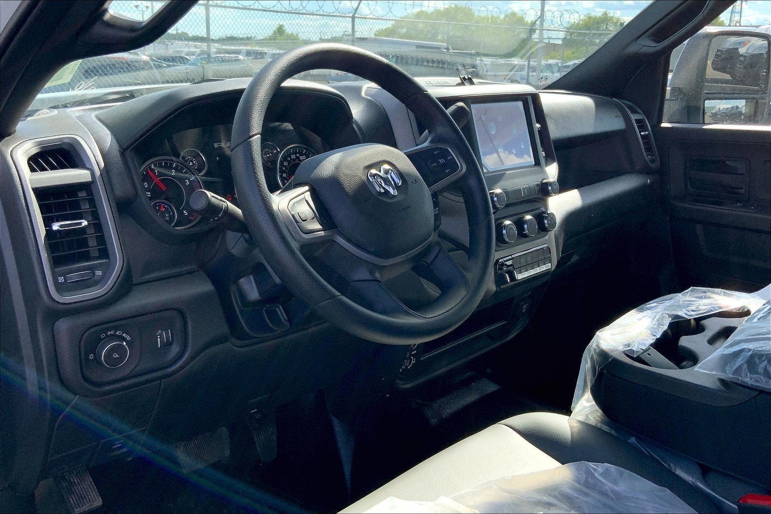 2024 RAM 2500 RAM 2500 TRADESMAN CREW CAB 4X4 8' BOX