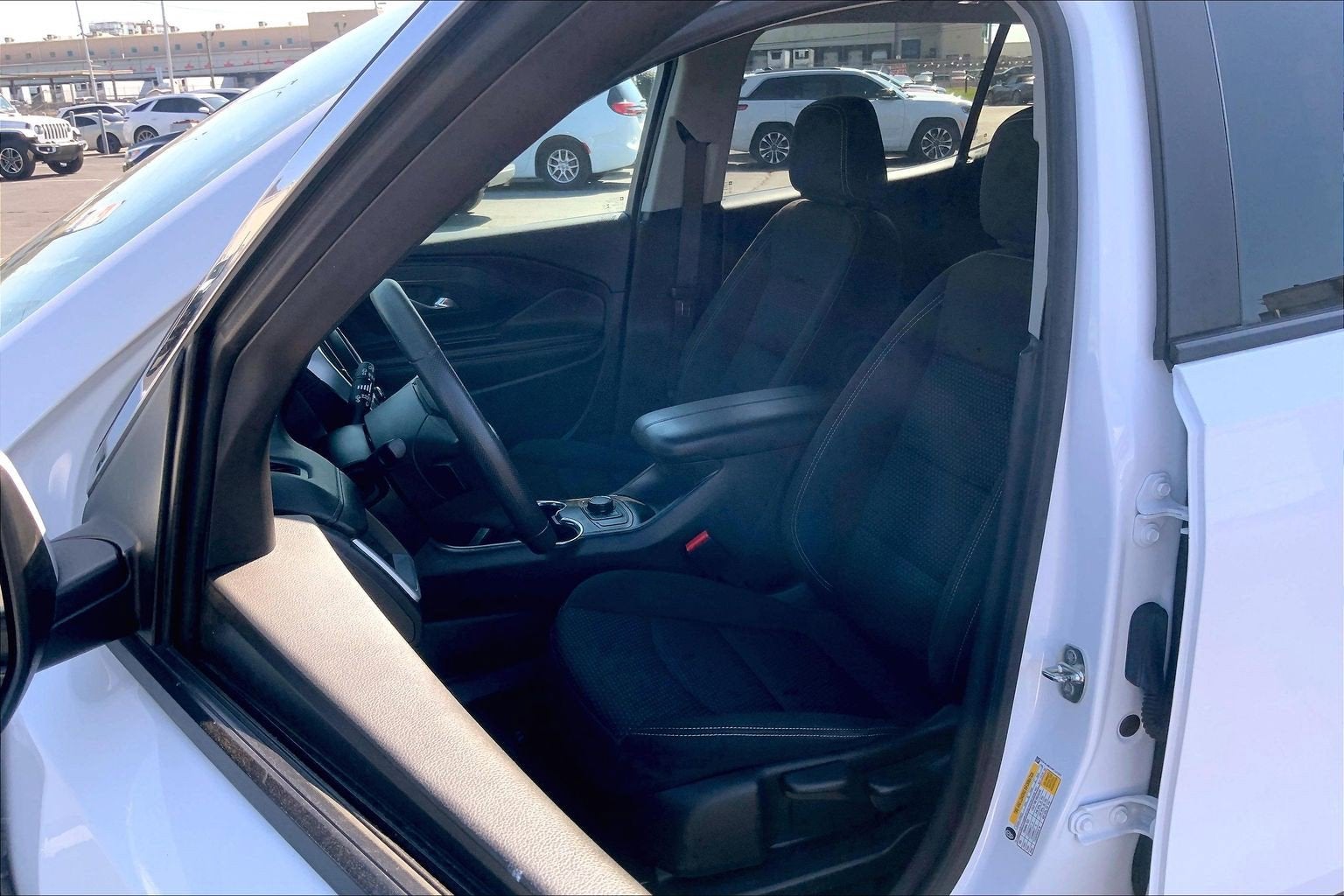 2023 GMC Terrain FWD SLE