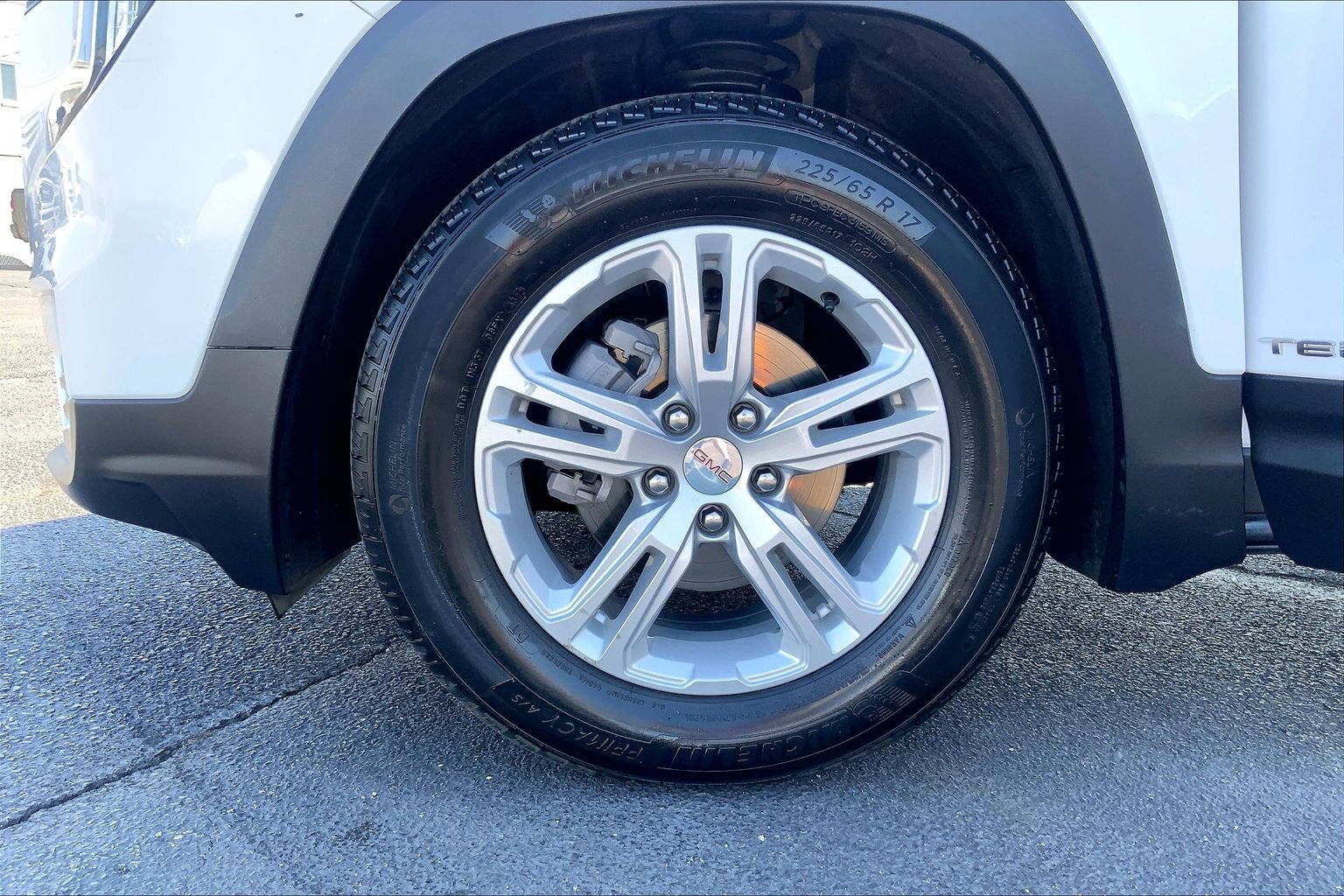 2023 GMC Terrain FWD SLE