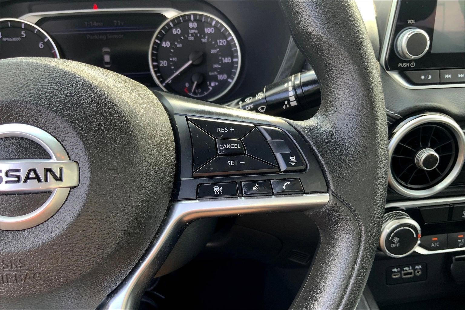 2023 Nissan Sentra SV Xtronic CVT