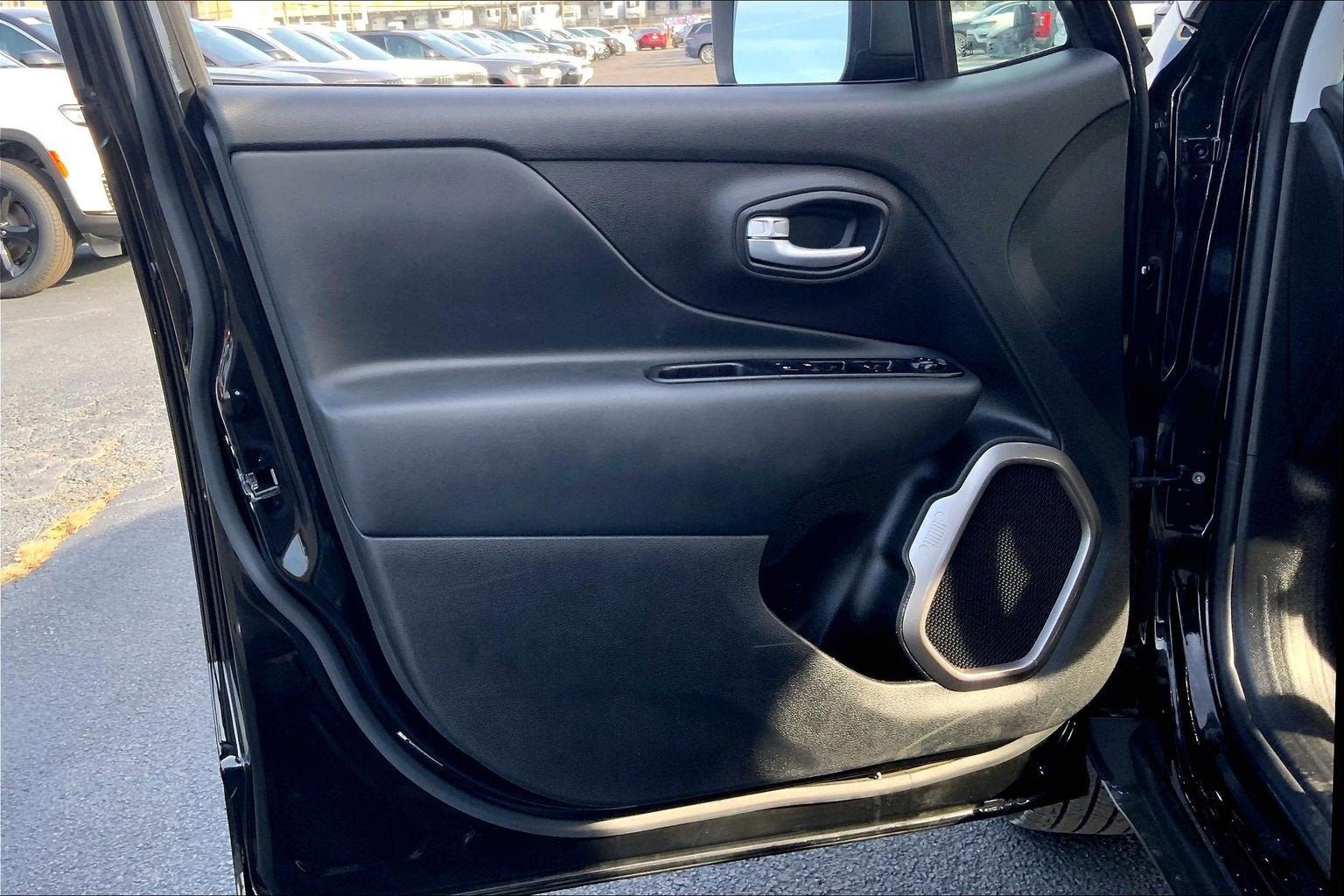 2023 Jeep Renegade Latitude 4x4