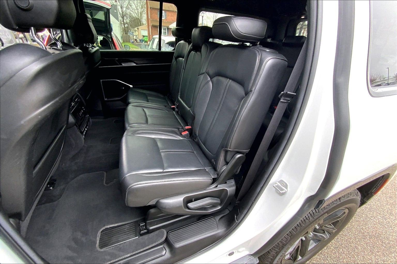 2022 Jeep Wagoneer Series I