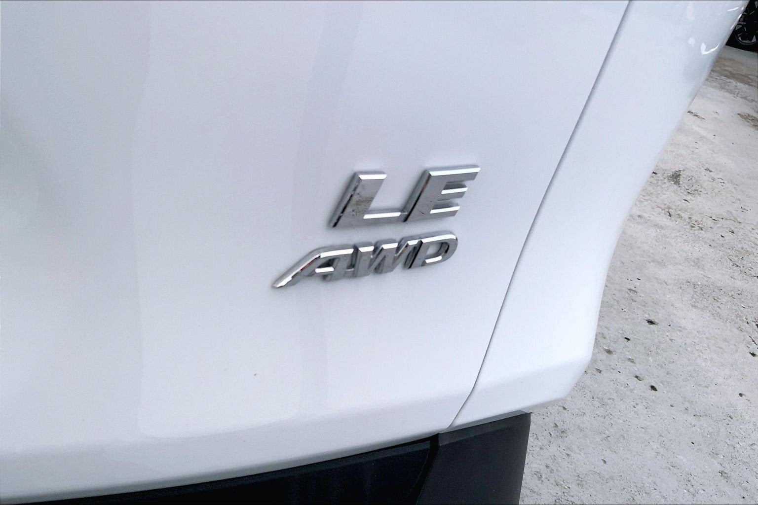 2023 Toyota RAV4 LE