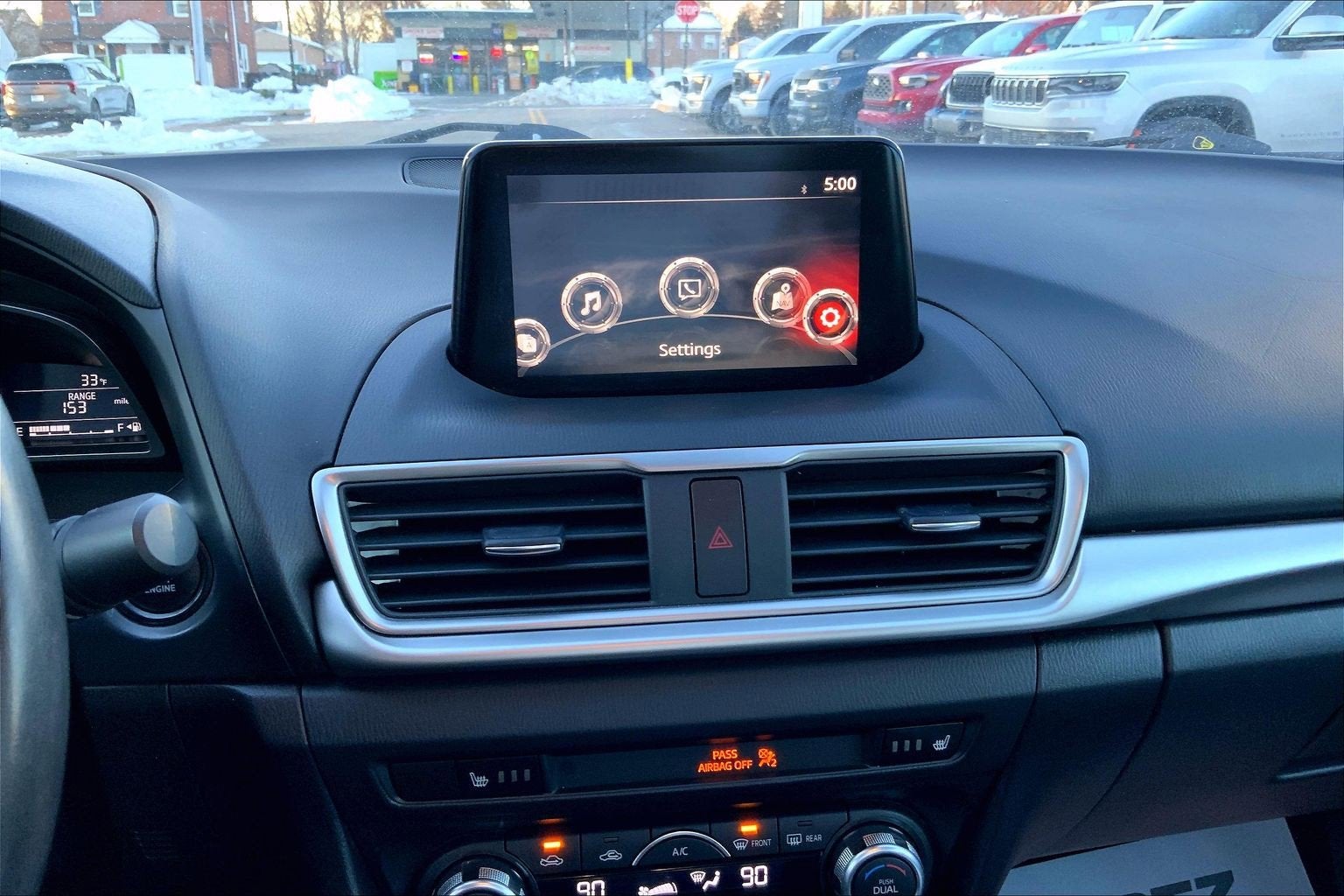 2018 Mazda Mazda3 4-Door Touring