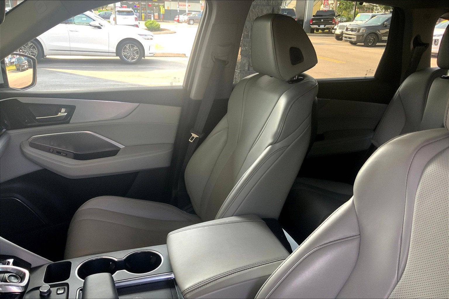 2023 Acura MDX w/Technology Package