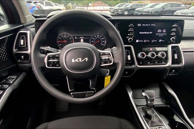 2022 Kia Sorento LX