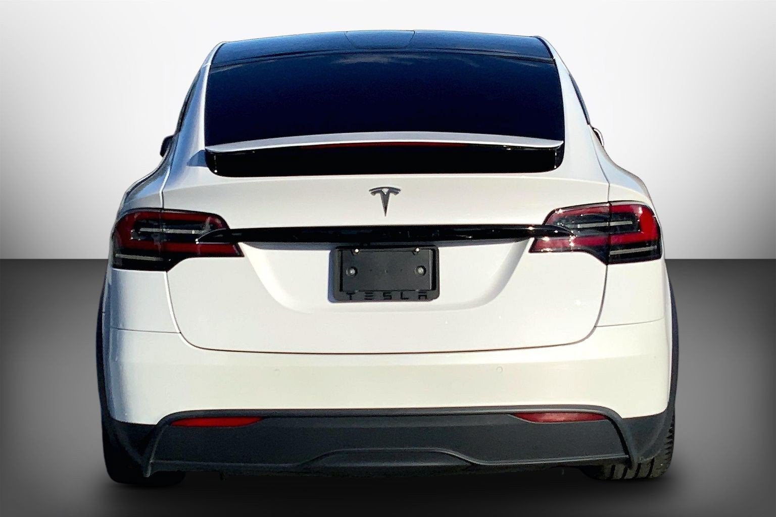 2023 Tesla Model X Standard