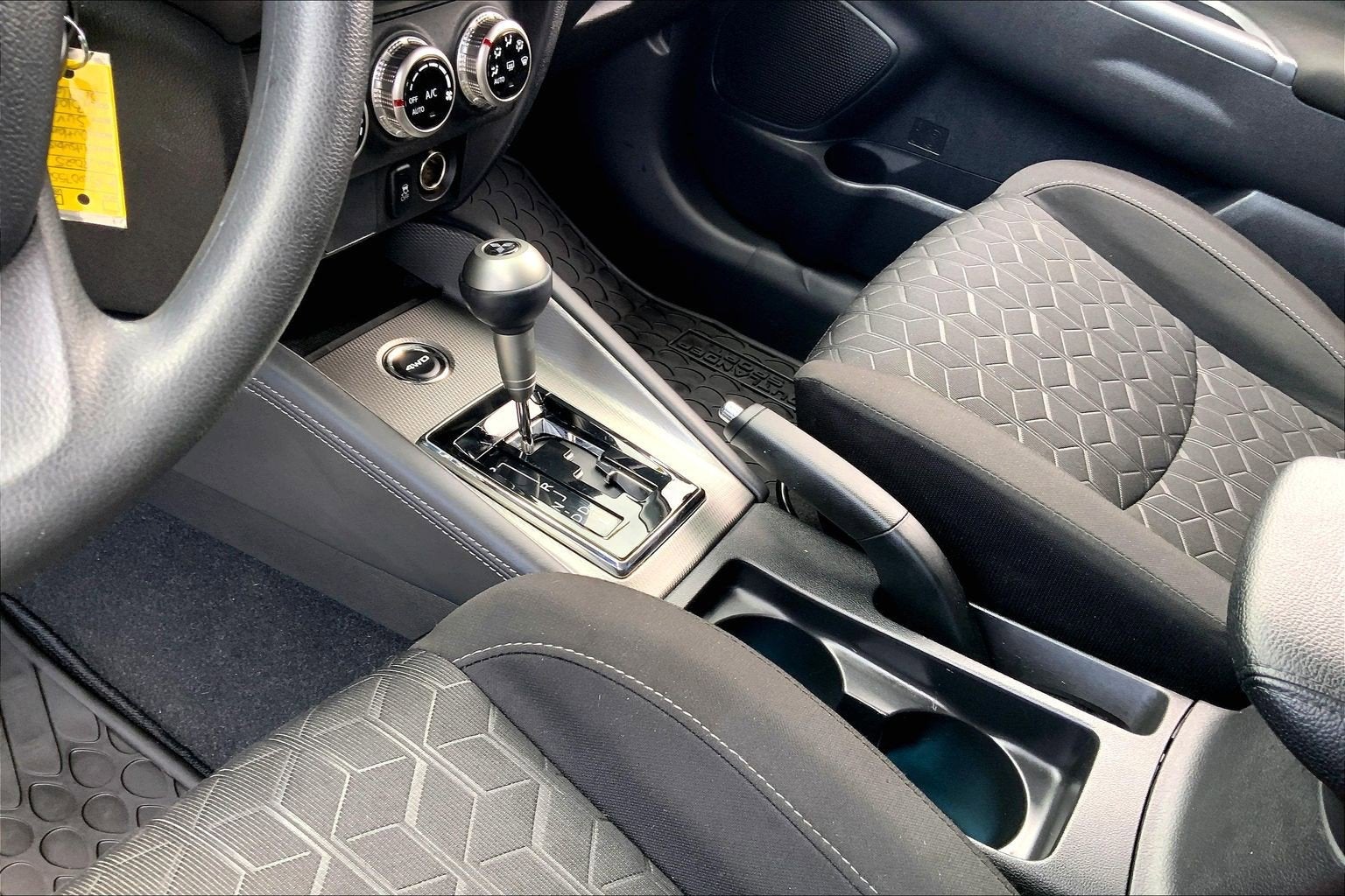 2025 Mitsubishi Outlander Sport ES