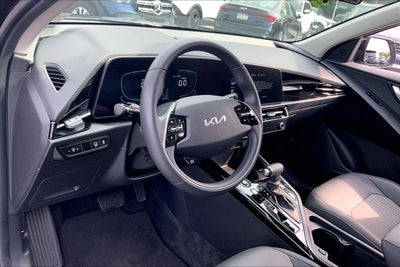 2024 Kia Niro EX