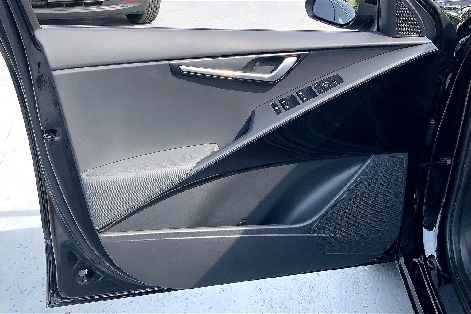 2024 Kia Niro EX