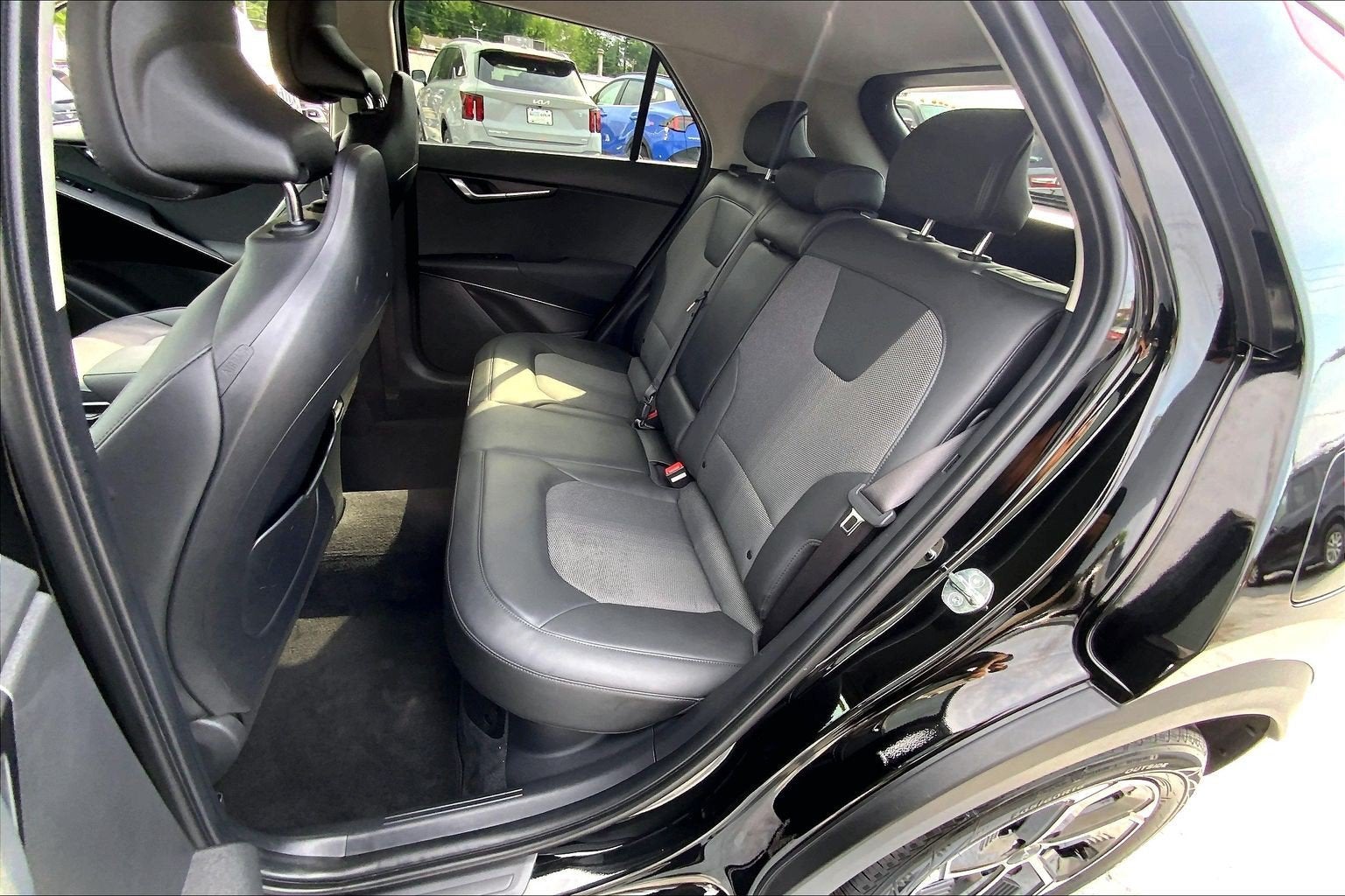 2024 Kia Niro EX