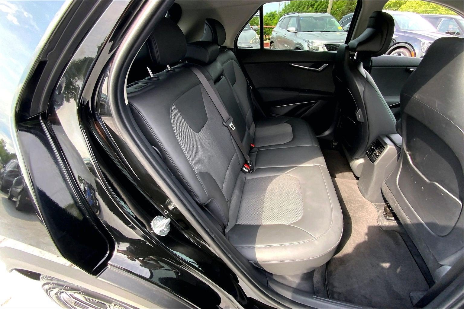 2024 Kia Niro EX