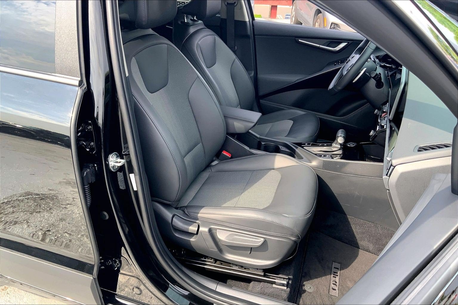 2024 Kia Niro EX