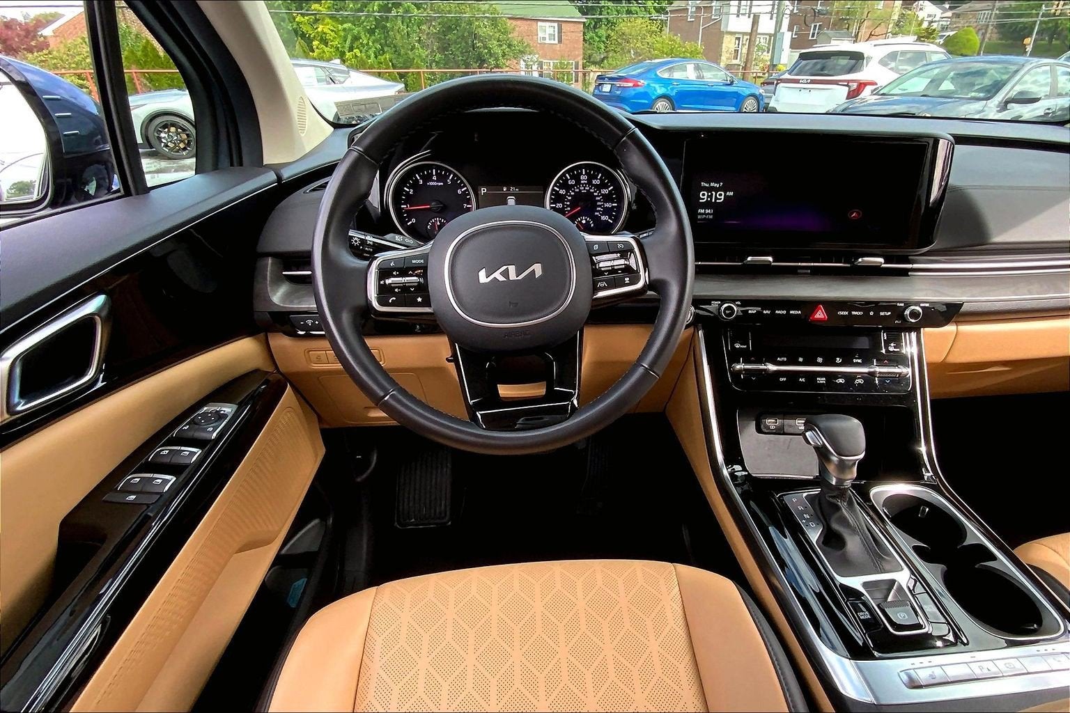 2024 Kia Carnival EX