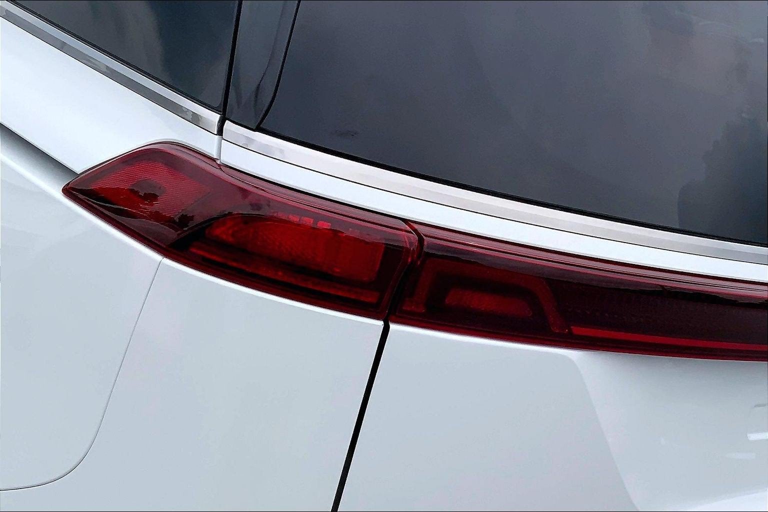 2023 Kia Carnival SX