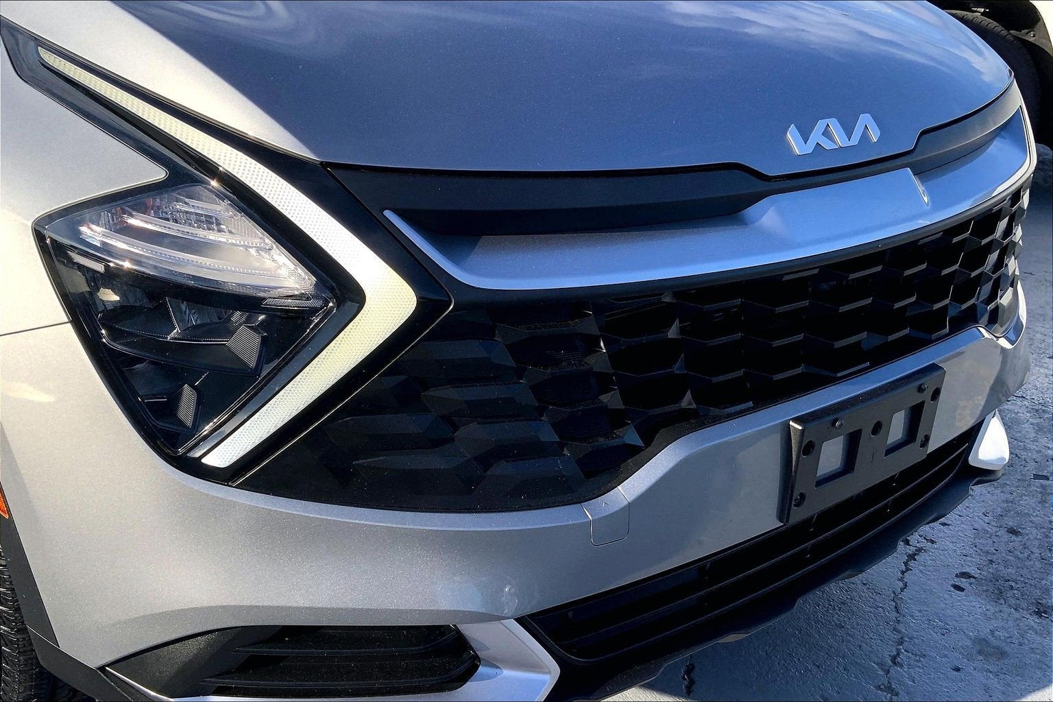 2023 Kia Sportage Hybrid LX
