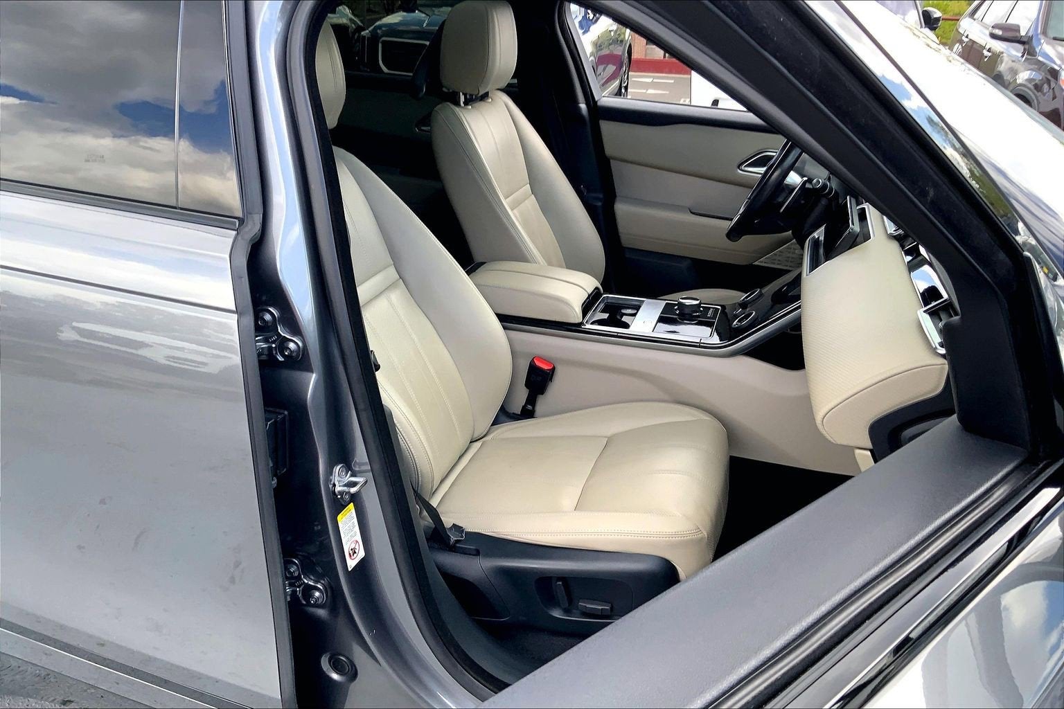 2019 Land Rover Range Rover Velar R-Dynamic SE