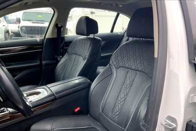 2021 BMW 7 Series 750i xDrive