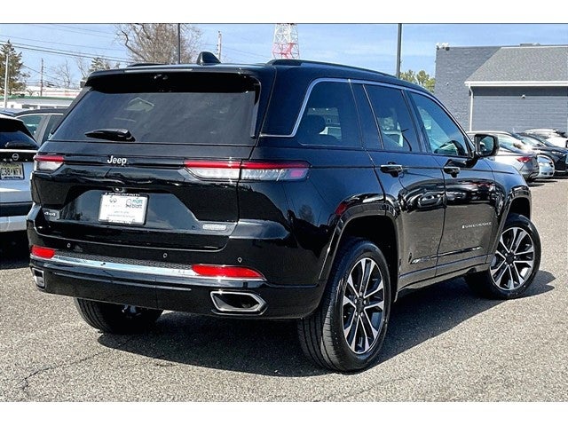 2022 Jeep Grand Cherokee Overland