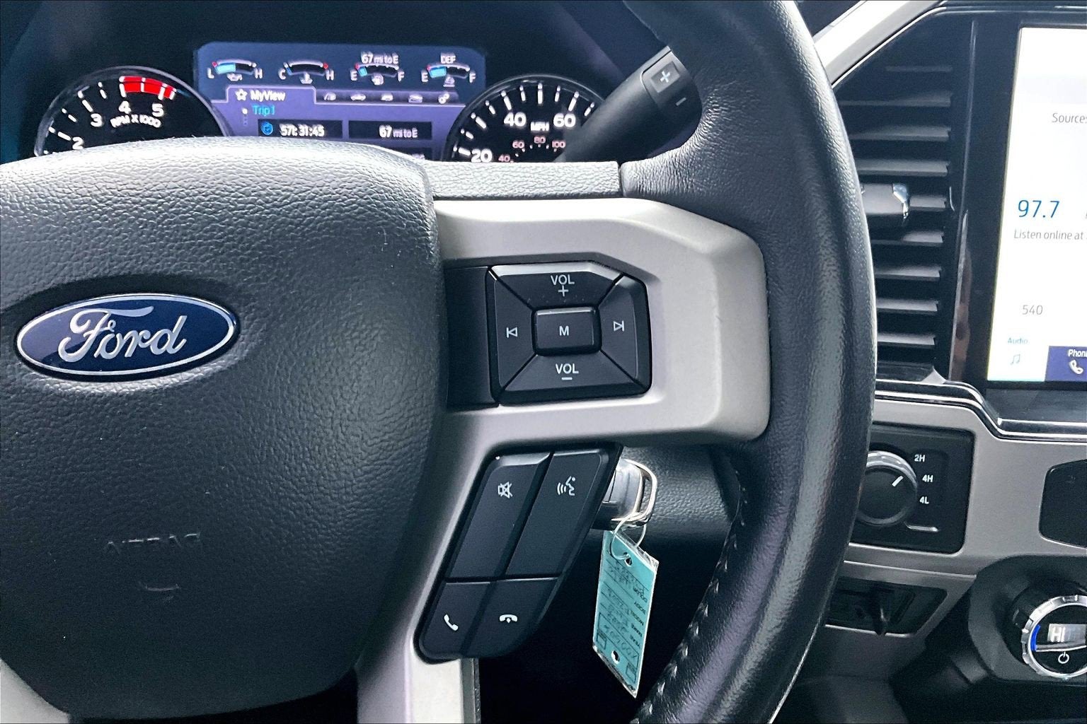 2022 Ford Super Duty F-250 SRW LARIAT