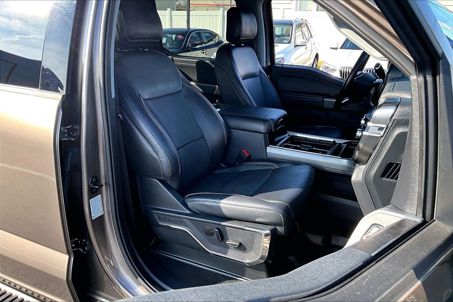 2023 Ford Super Duty F-350 SRW LARIAT